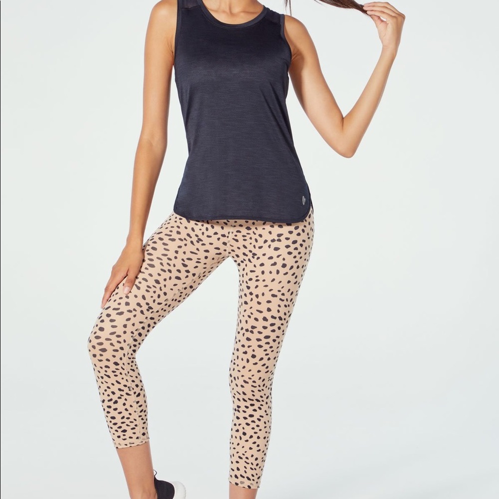 NWT ELLIE Spot On Leggings and Shirt - S